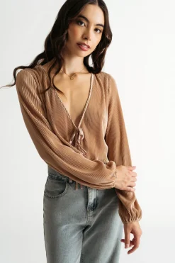 Tobi Teach Me Crop Top -