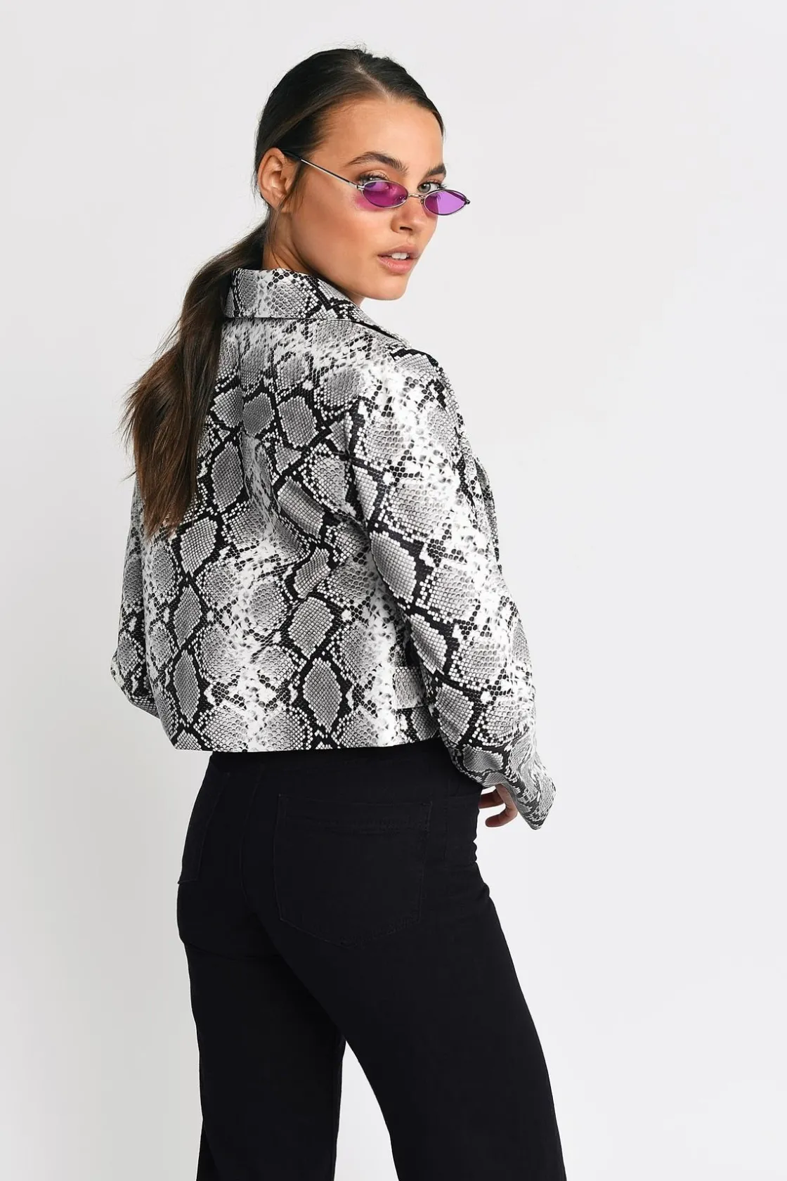 Tobi Trussst Me Cropped Jacket -