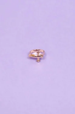 Tobi Victorian Cross Ring -
