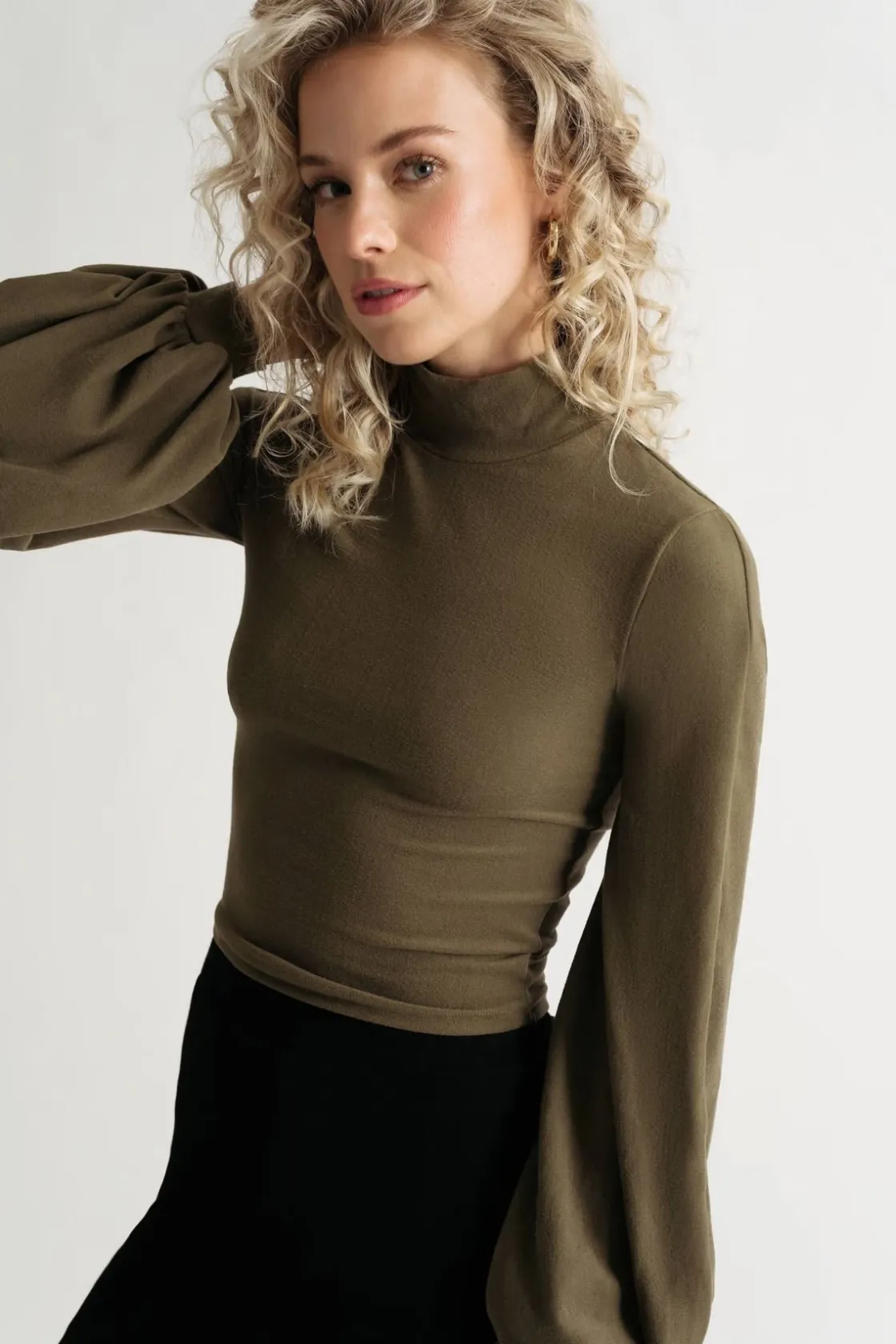 Tobi Winter Basics Crop Top -