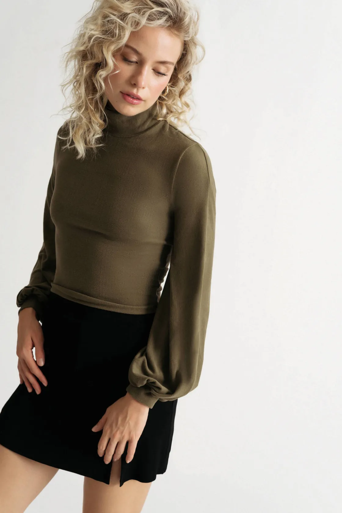 Tobi Winter Basics Crop Top -